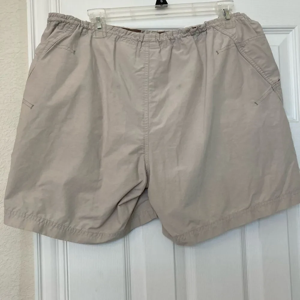 Columbia Shorts w/ toggle waist clinchers good for hiking outdoors, lightweight